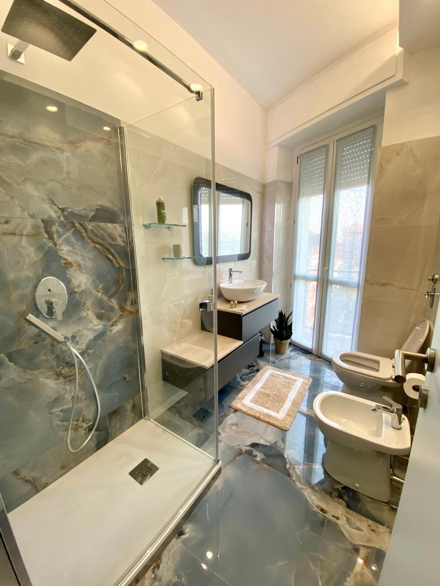 Faenza 18, A Cozy Apartment Milano Eksteriør billede